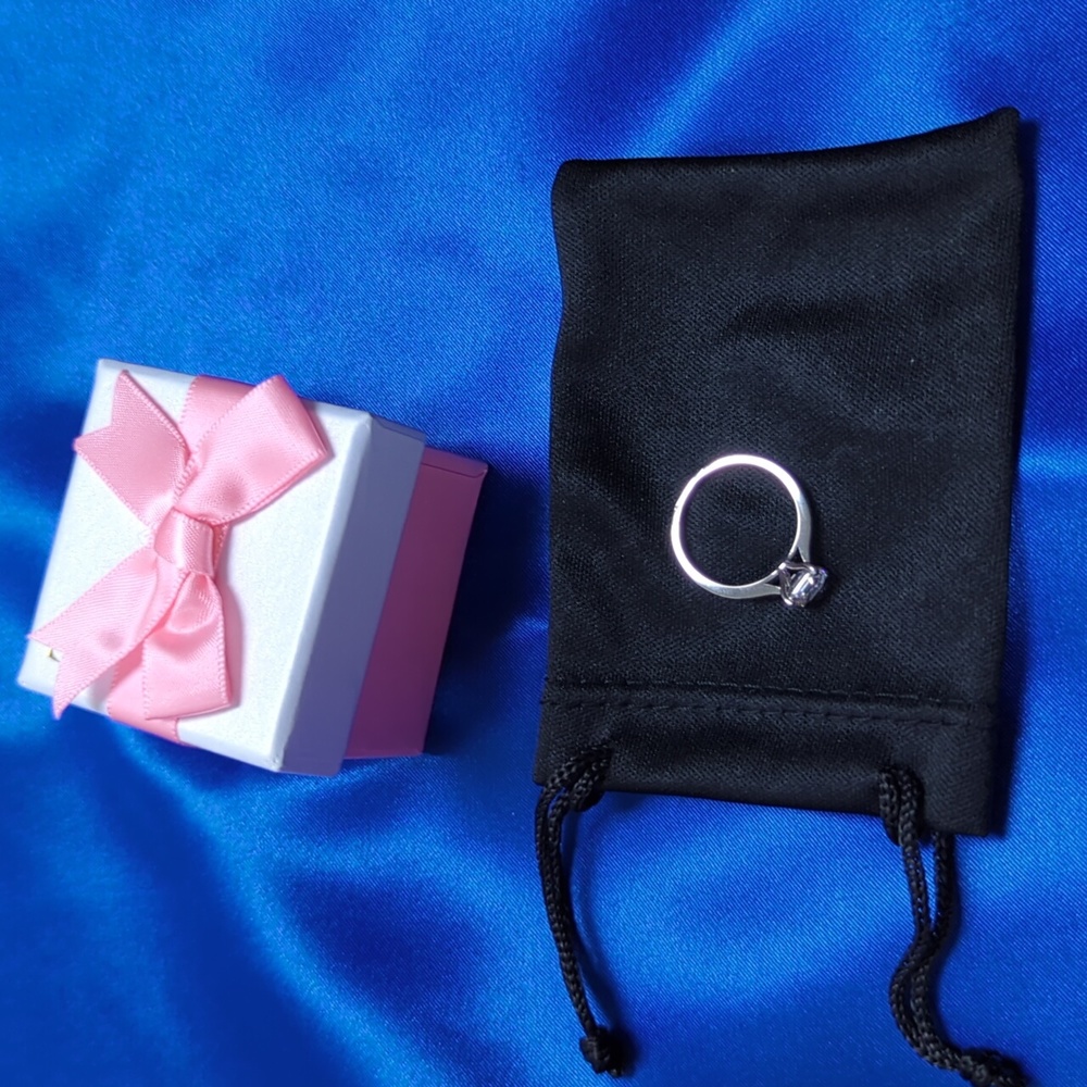 Size 6 fashion Ring